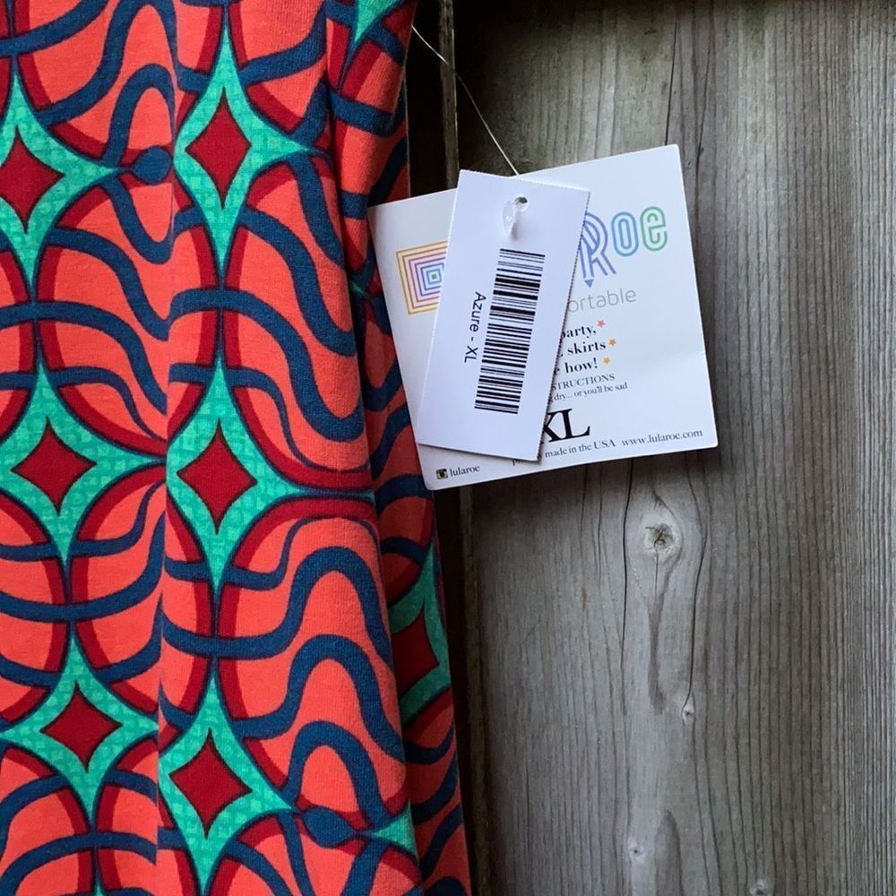 Lularoe Skirt sz. XL NWT - Picture 2 of 2